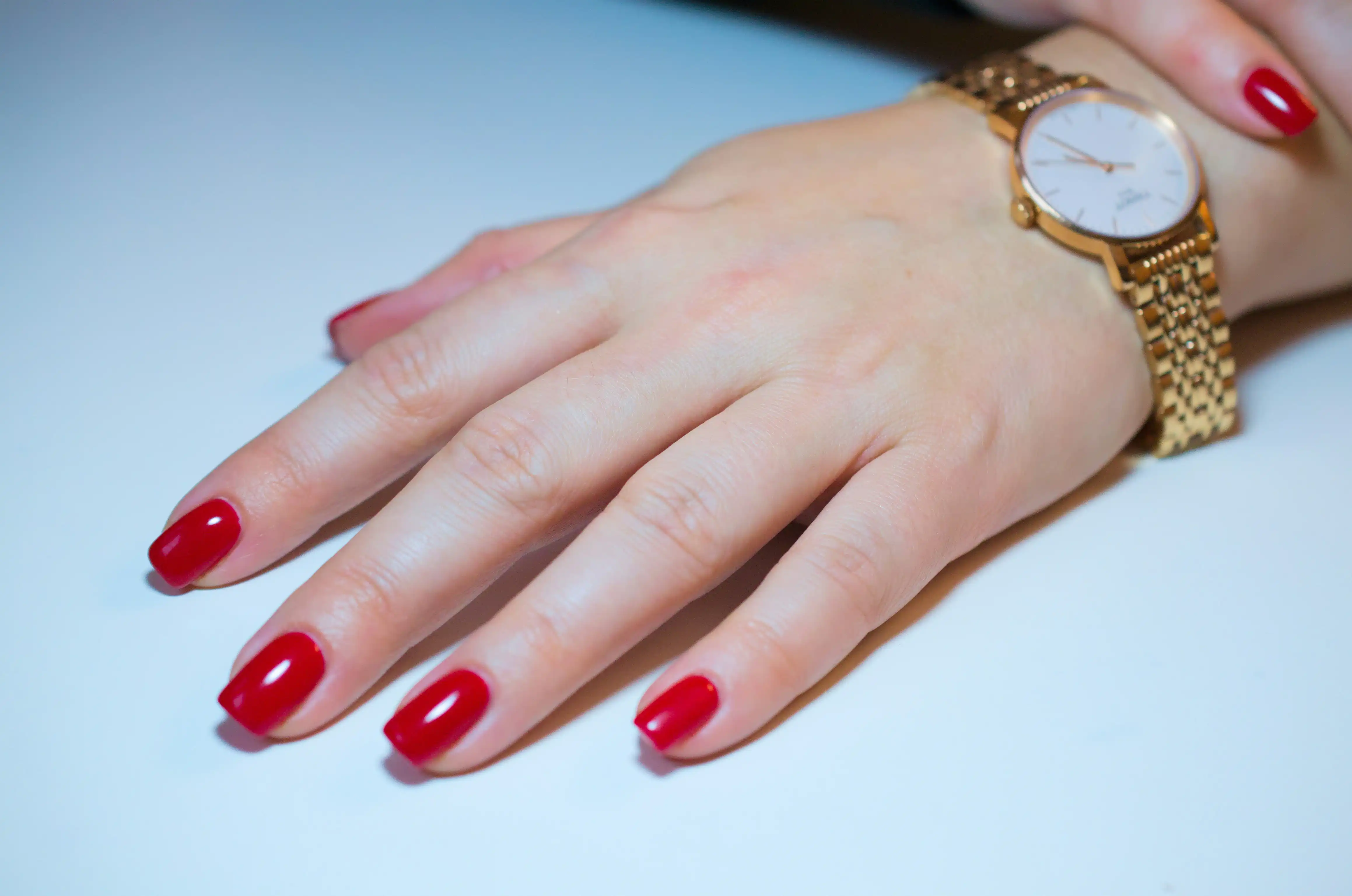 Short red press-on nails